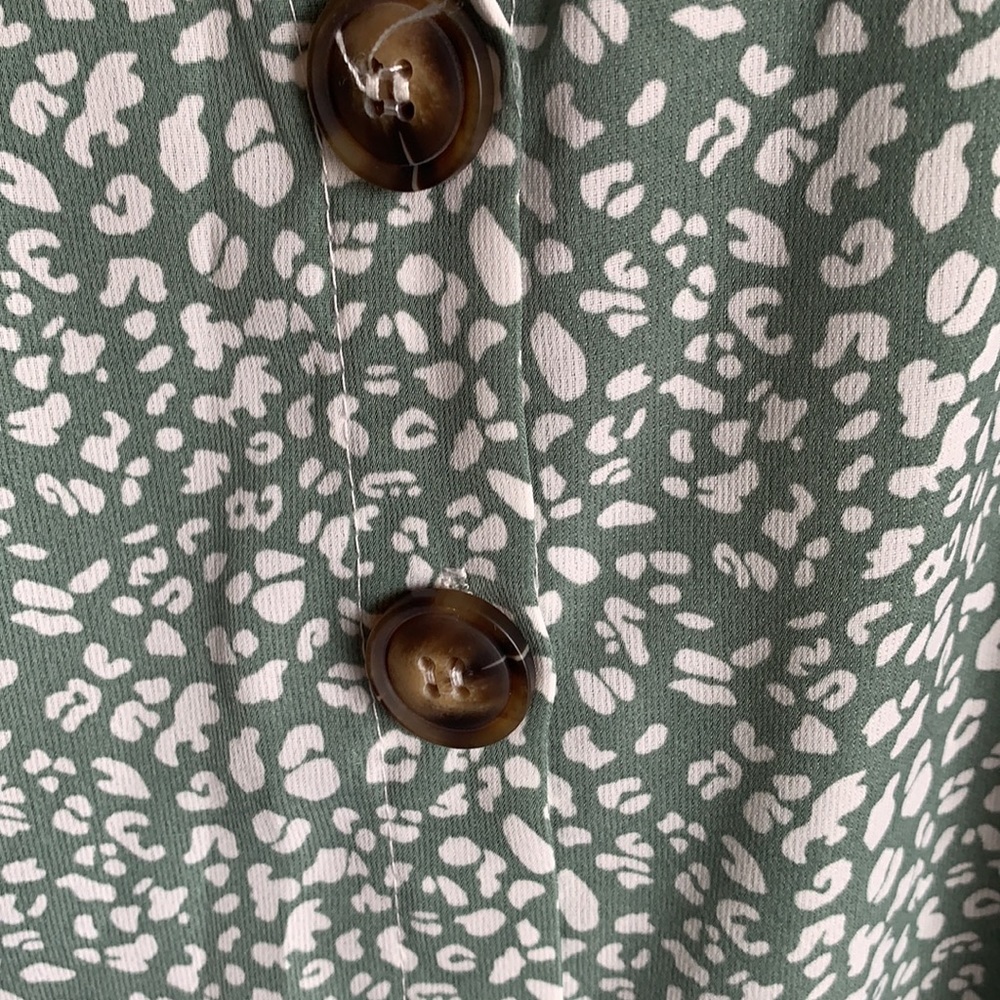 Shein top - Picture 2 of 3